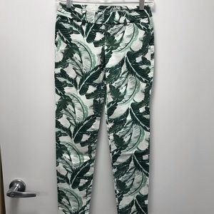 Old Navy Pixie Cropped Pant